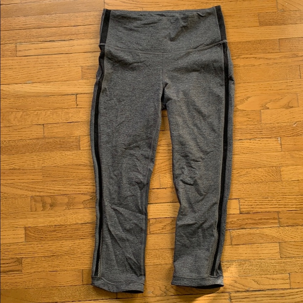 Lululemon crops